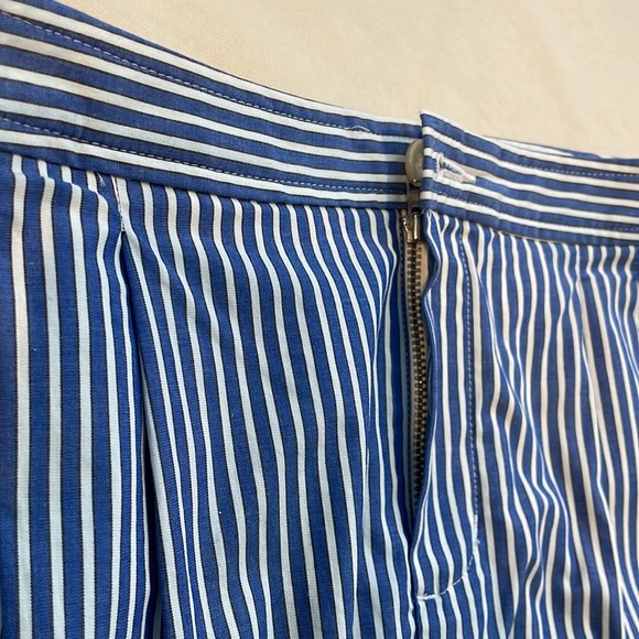 Banana Republic pinstriped skirt - Picture 9 of 9